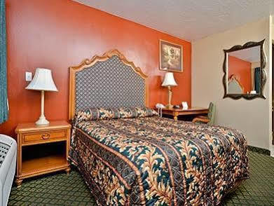 & Hotel 3*